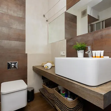 Stary Mokotow Modern Aleja Niepodleglosci By Renters *