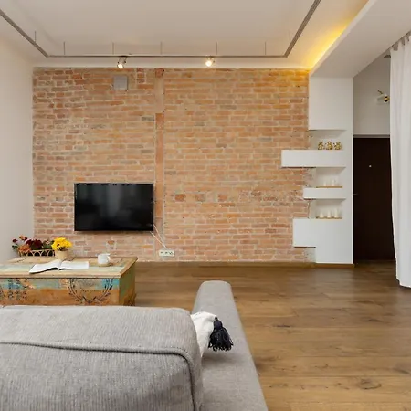 Stary Mokotow Modern Aleja Niepodleglosci By Renters